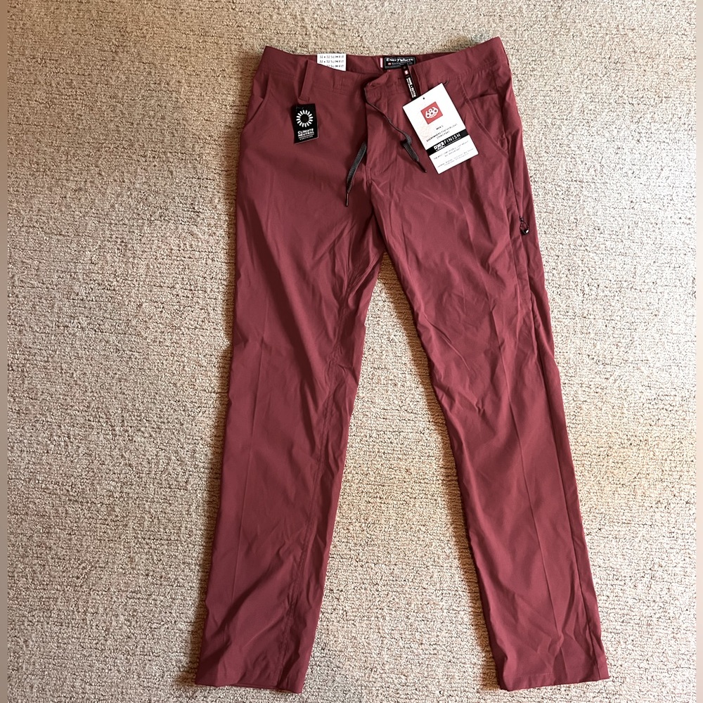 686 EVERYWHERE FEATHERLIGHT CHINO PANT - SLIM FIT 32-32 Oxblood